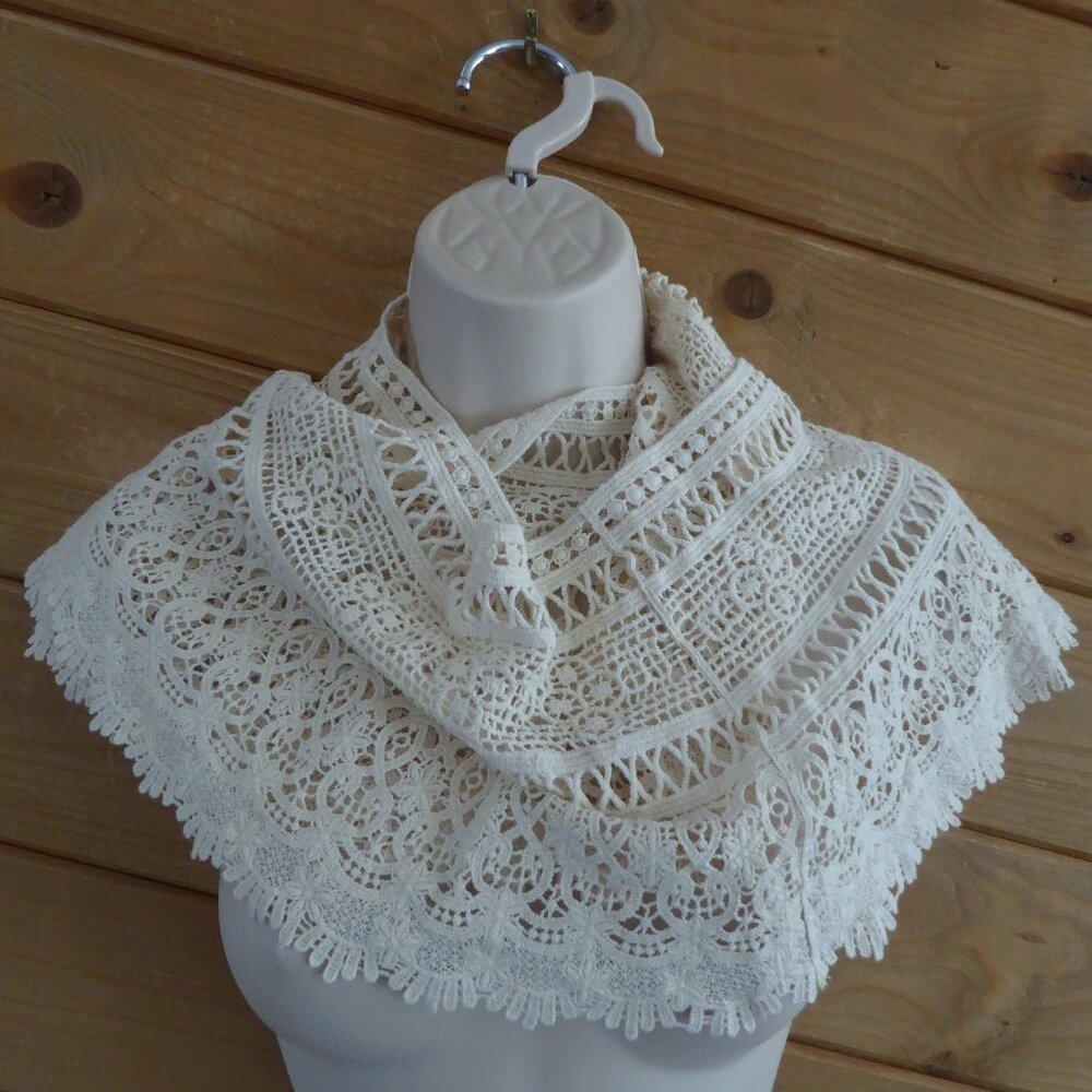 g.b.a. Cream Off White Crochet Collar Wrap Scarf 100% Cotton Japan Boho Peasant